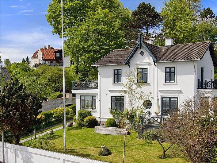 Villa Snekkersten 赫尔辛格 外观 照片